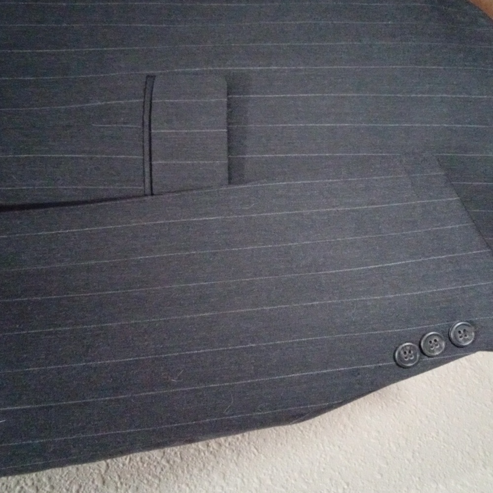 2 pc Botany 500 Striped Black and White Suit - Picture 4 of 12